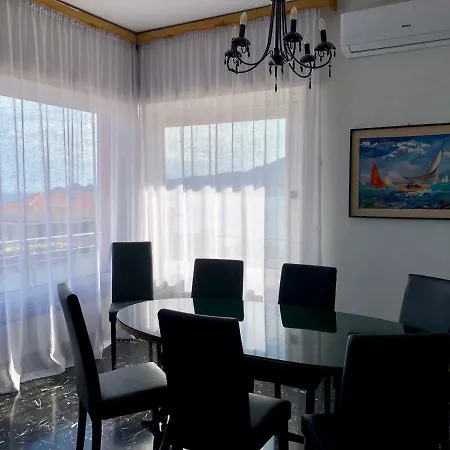 Portofino View Апартаменты *
